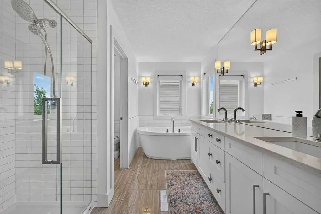 232 Copperpond Circle SE Calgary AB T2Z 0R3