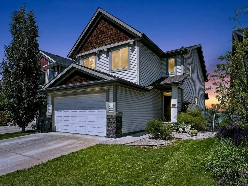 232 Copperpond Circle SE Calgary AB T2Z 0R3