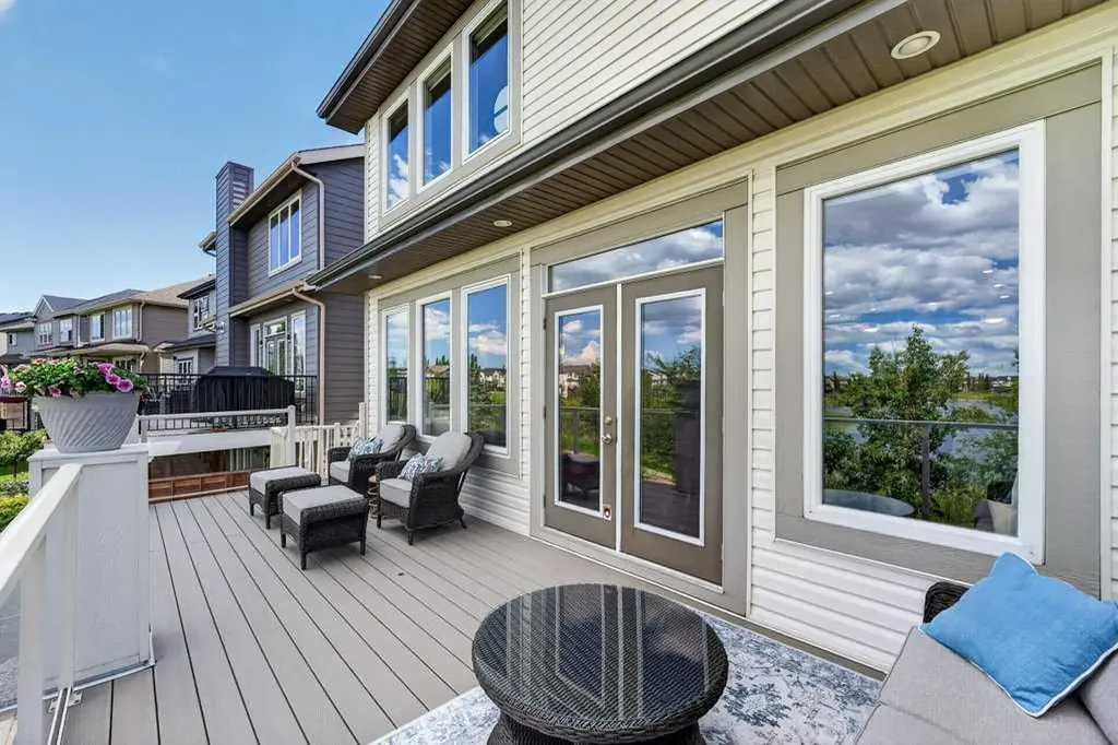 232 Copperpond Circle SE Calgary AB T2Z 0R3