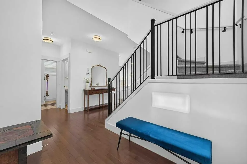 232 Copperpond Circle SE Calgary AB T2Z 0R3