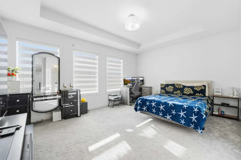 109 Homestead Crescent NE Calgary AB T3J 2K8