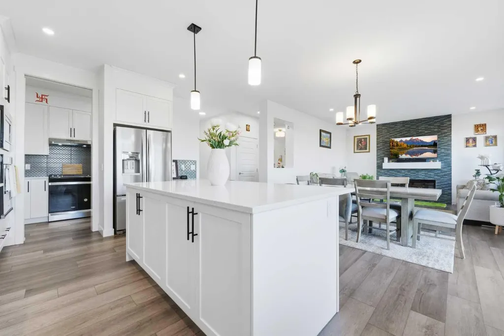 109 Homestead Crescent NE Calgary AB T3J 2K8