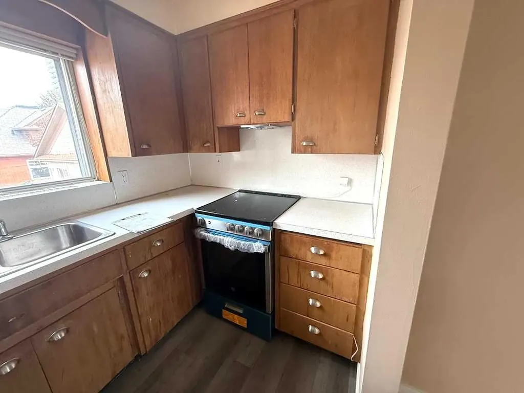 1803 9 Street SW Calgary AB T2T 3C1