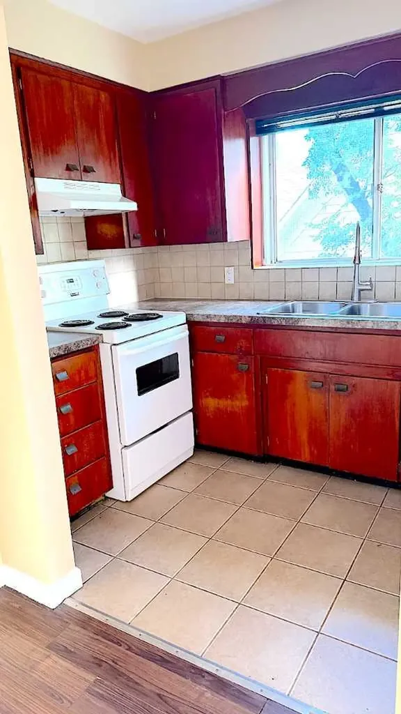 1803 9 Street SW Calgary AB T2T 3C1