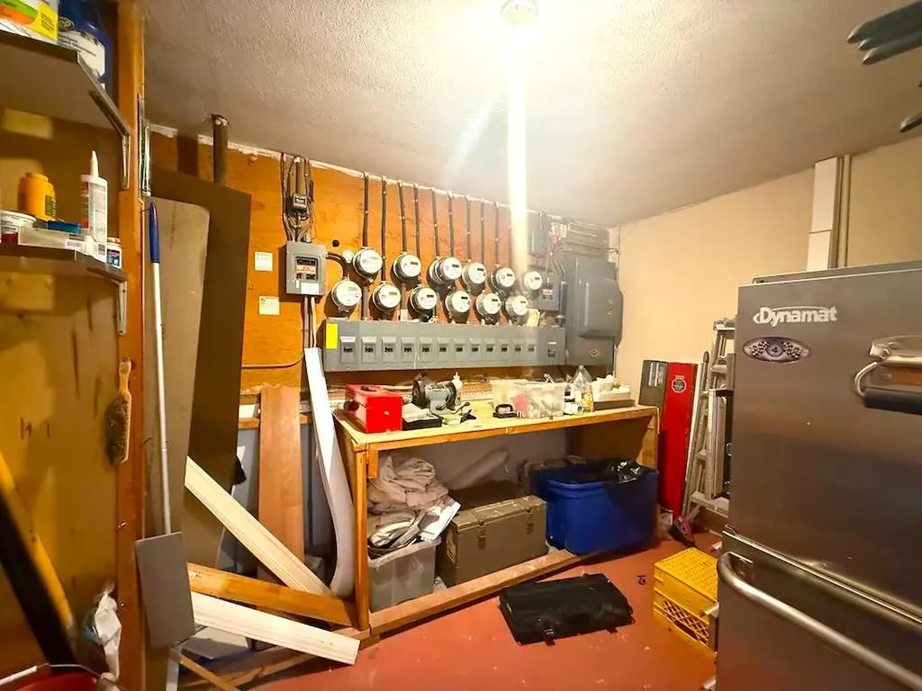 1803 9 Street SW Calgary AB T2T 3C1