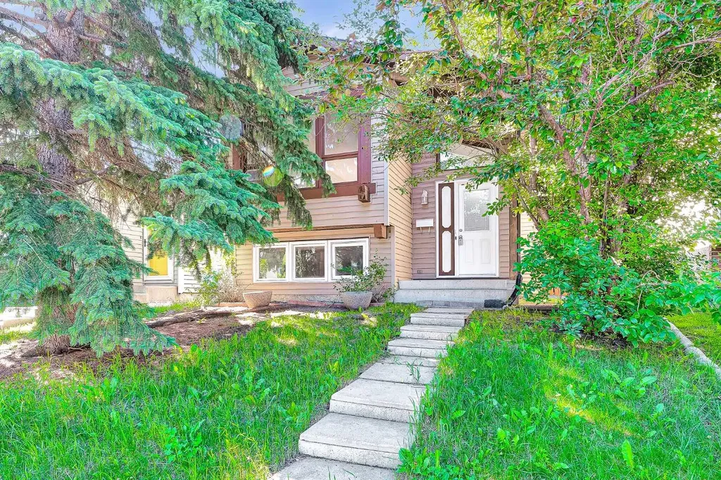 43 Taraglen Road NE Calgary AB T3J 2N8