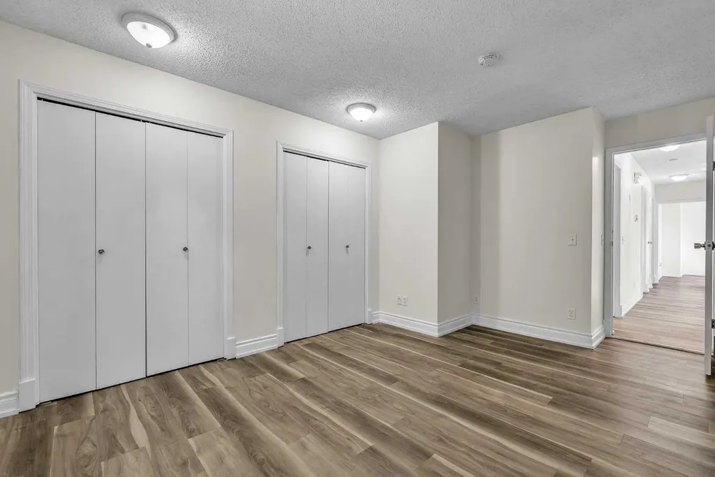 43 Taraglen Road NE Calgary AB T3J 2N8