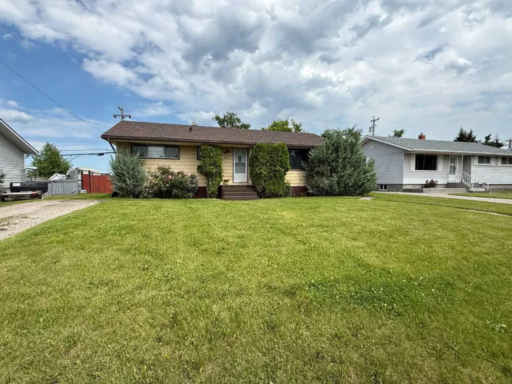 107 Fraser Street Hinton AB T7V 1B7
