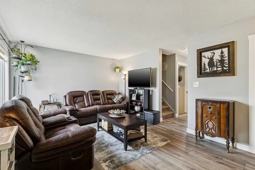 107 Elm Place Okotoks AB T1S 1J1