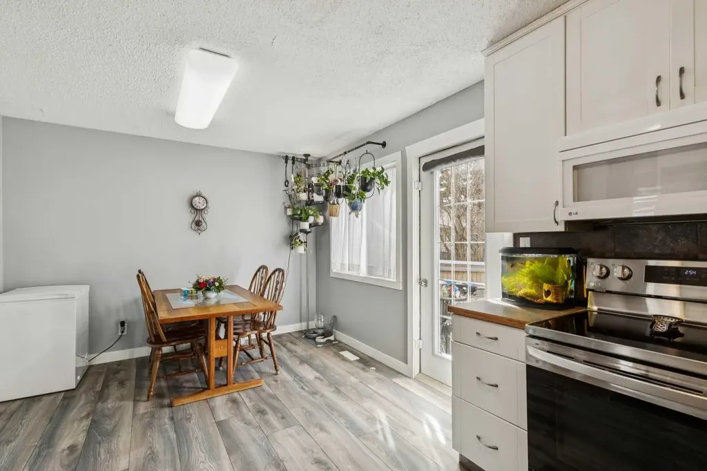 107 Elm Place Okotoks AB T1S 1J1