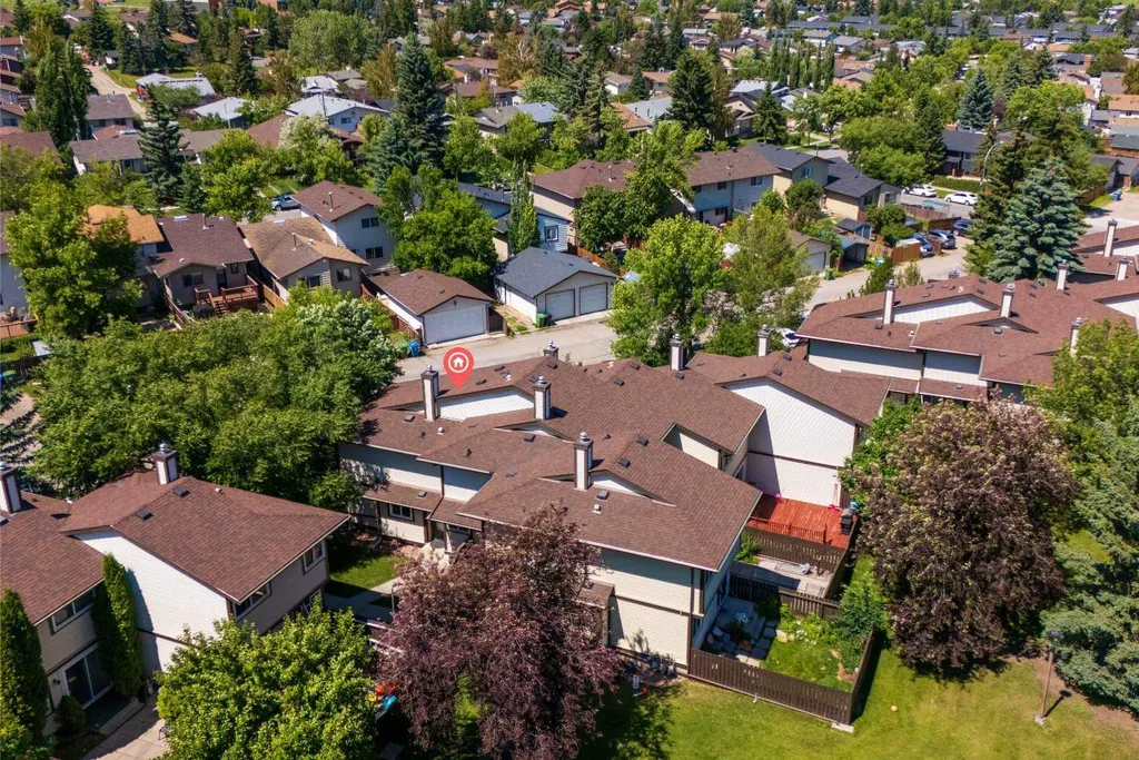 115 Bergen Road NW Calgary AB t3k1p2