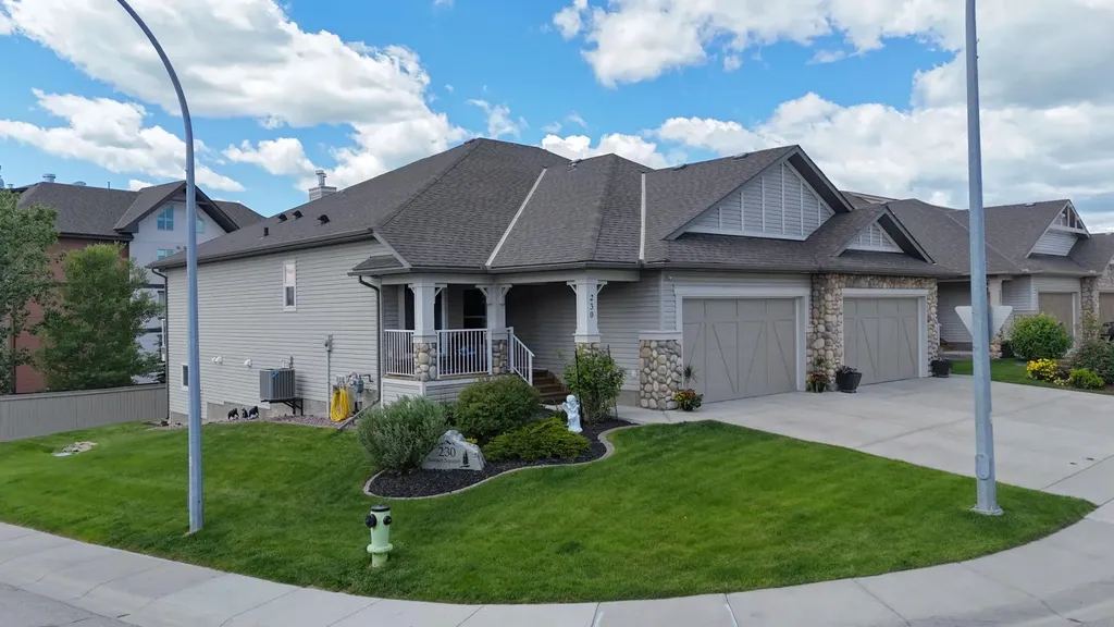 230 Sunset Square Cochrane AB T4C0H3
