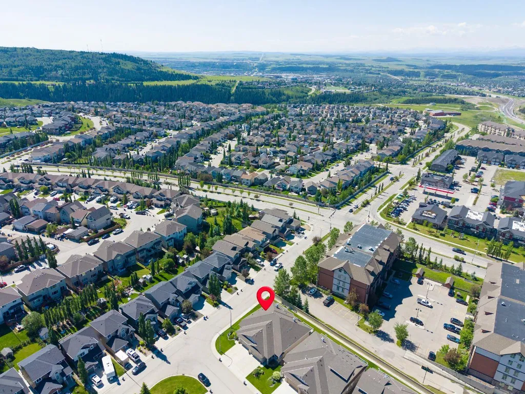 230 Sunset Square Cochrane AB T4C0H3