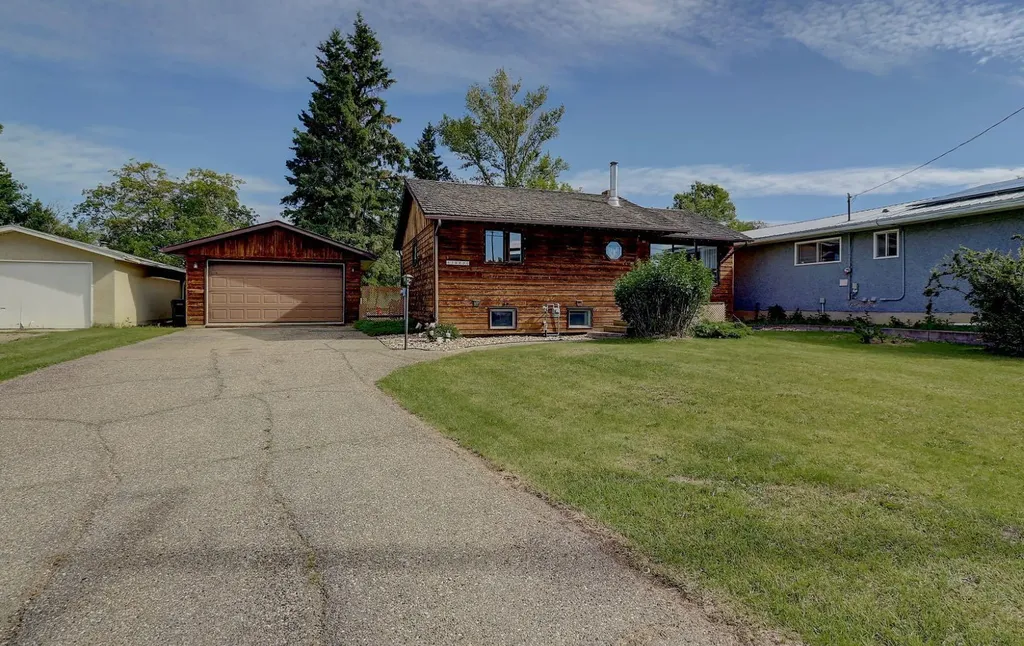 10904 108 Avenue Fairview AB T0H 1L0