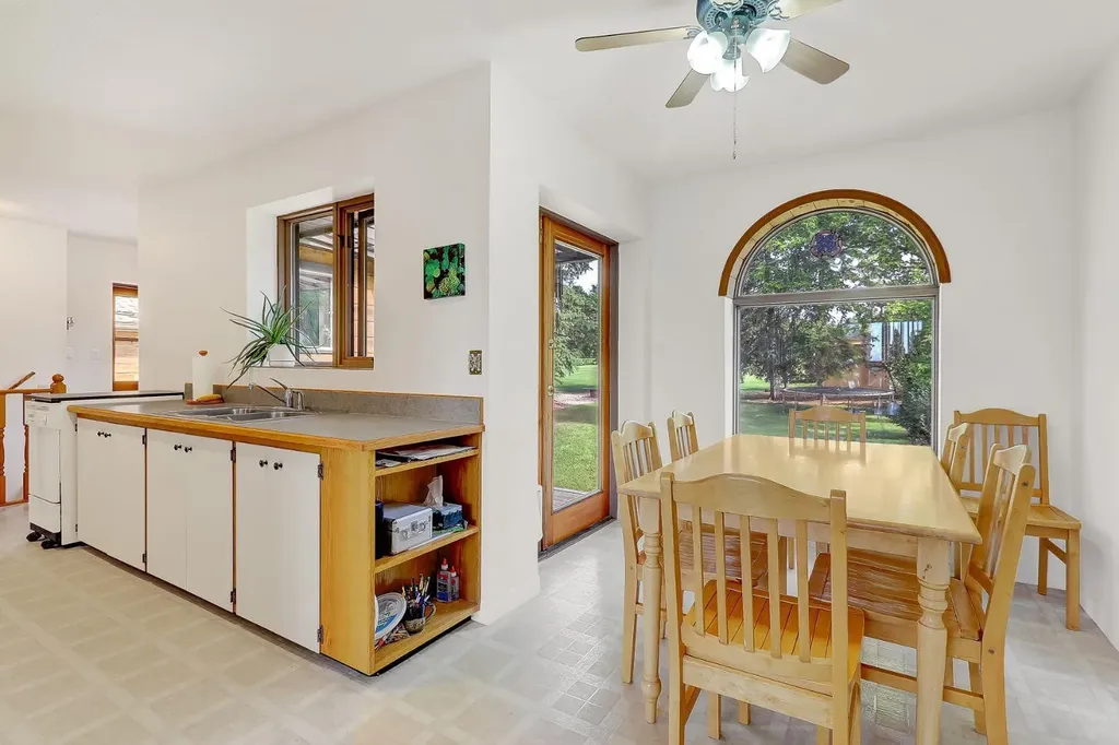 10904 108 Avenue Fairview AB T0H 1L0