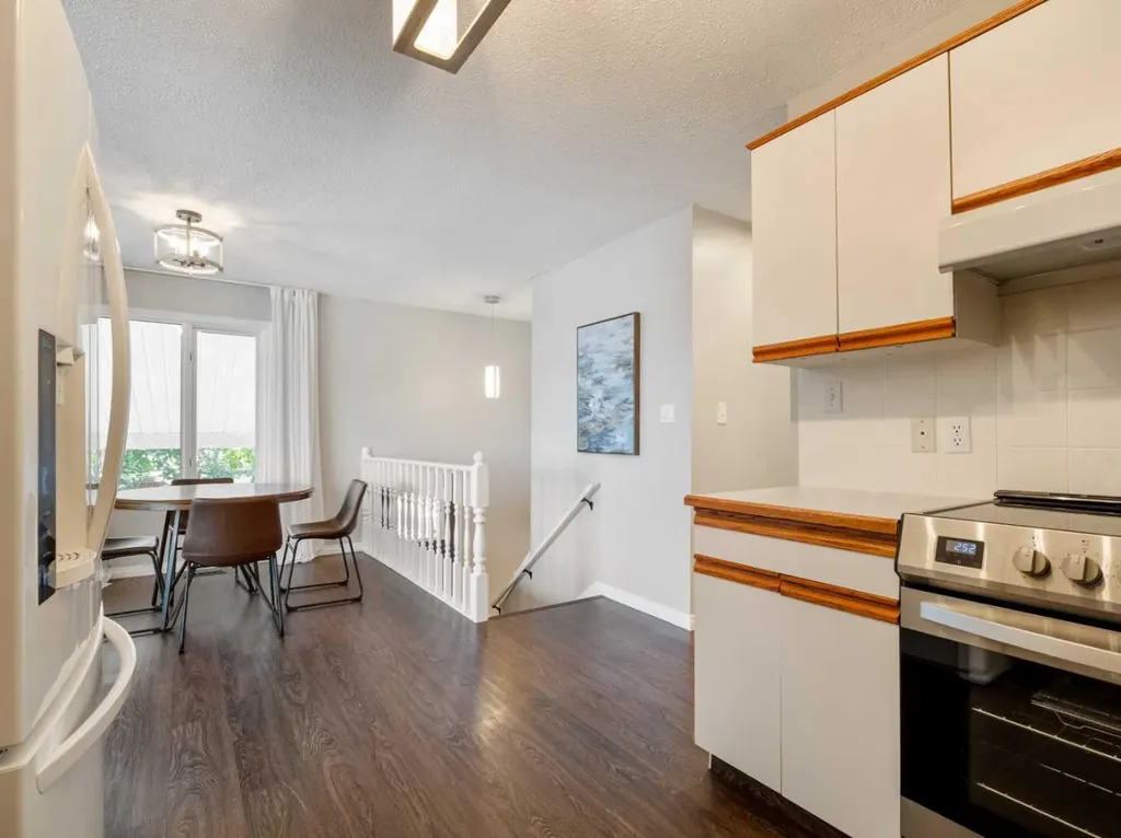 2128 18 Avenue Coaldale AB T1M 1K6