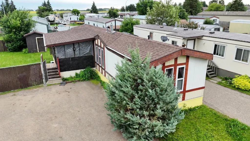 5837 Birch Crescent High Prairie AB T0G 1E0