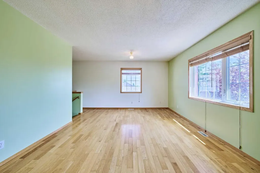 9683 Hidden Valley Drive NW Calgary AB T3A 5P8