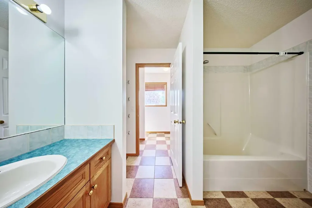 9683 Hidden Valley Drive NW Calgary AB T3A 5P8