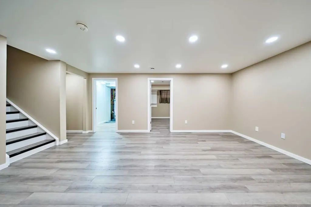 9683 Hidden Valley Drive NW Calgary AB T3A 5P8