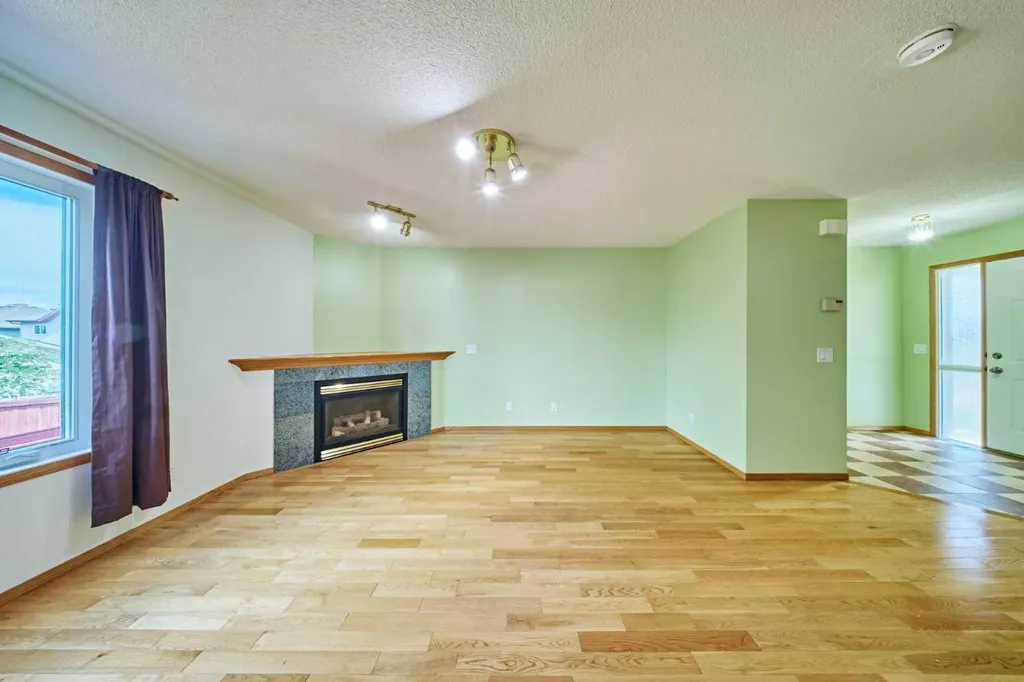 9683 Hidden Valley Drive NW Calgary AB T3A 5P8