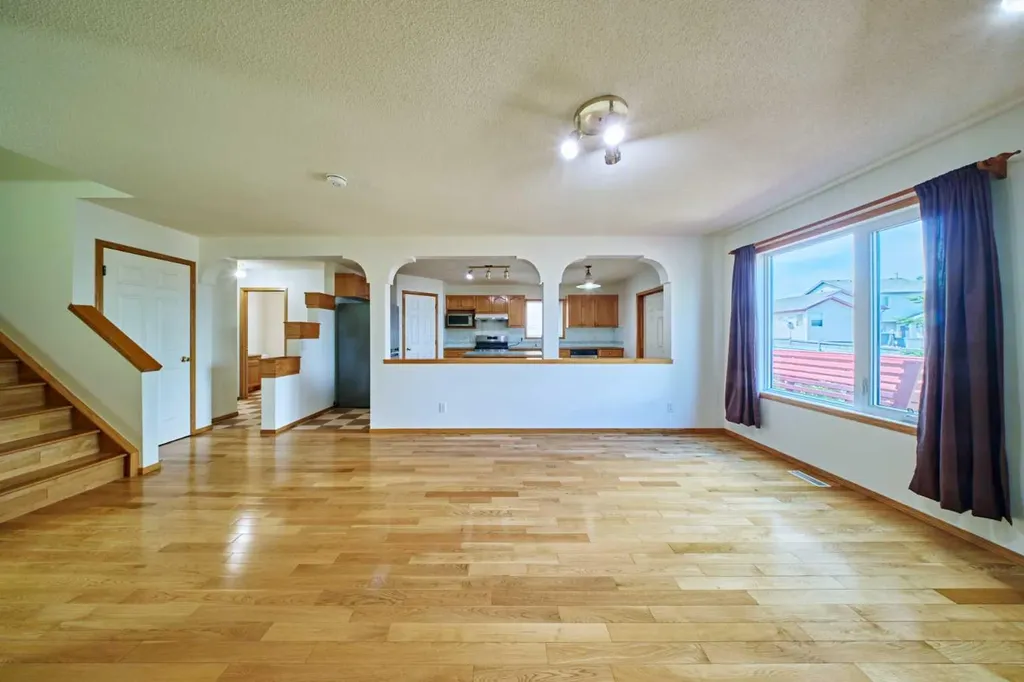 9683 Hidden Valley Drive NW Calgary AB T3A 5P8