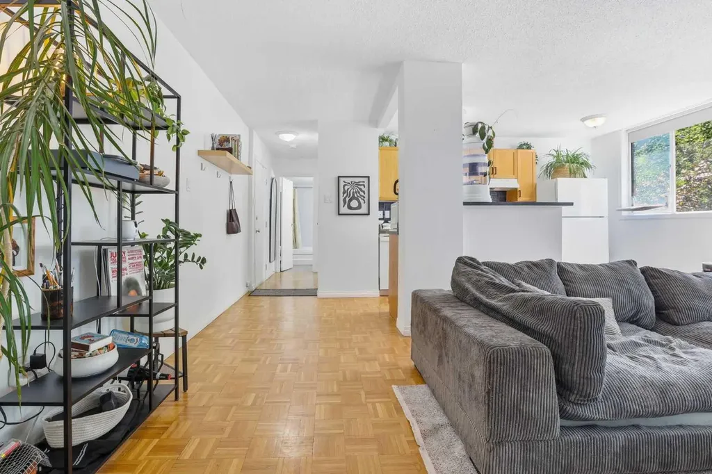 1236 15 Avenue SW Calgary AB T3C 0X5