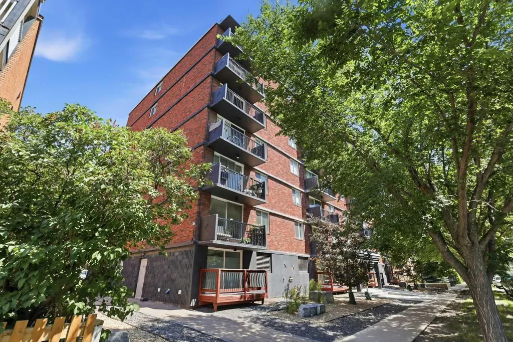 1236 15 Avenue SW Calgary AB T3C 0X5