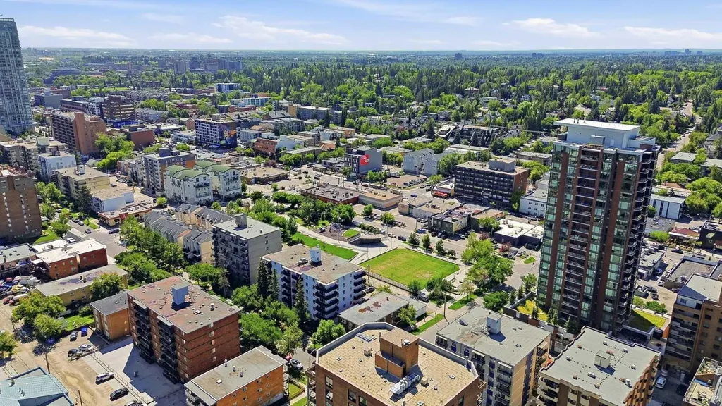 1236 15 Avenue SW Calgary AB T3C 0X5