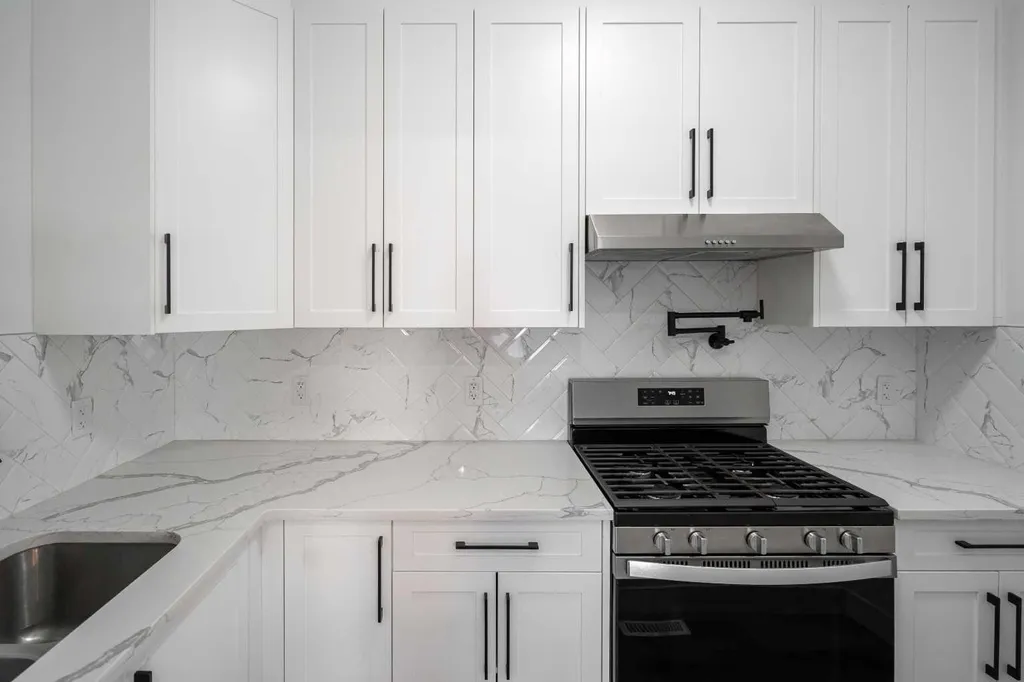 123 Saddlecrest Grove NE Calgary AB T3J 2K3