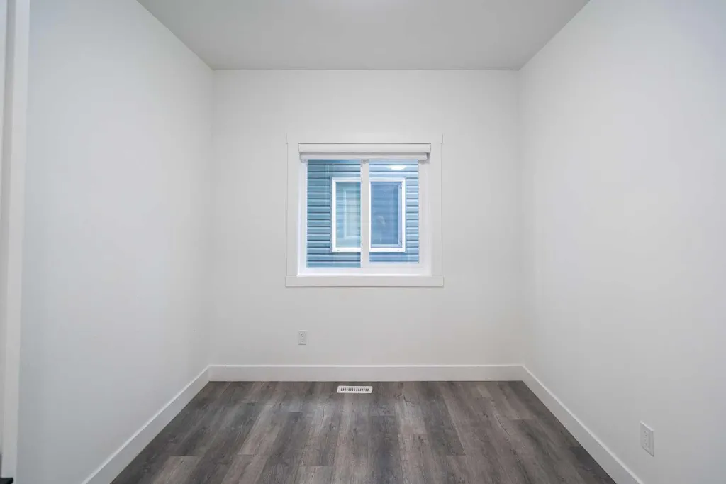 123 Saddlecrest Grove NE Calgary AB T3J 2K3