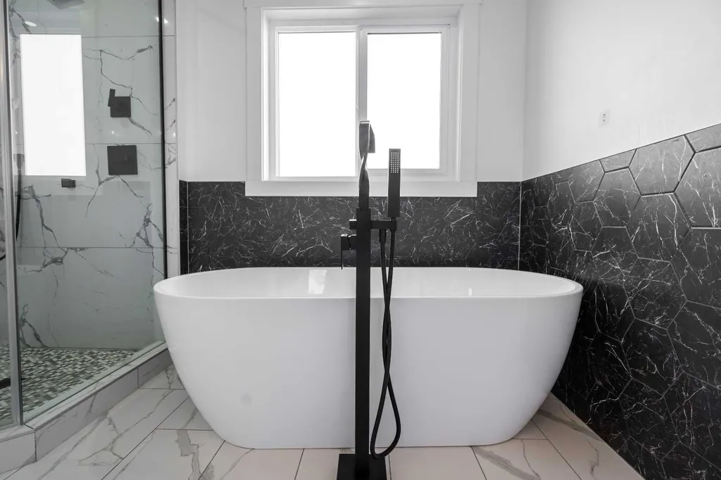 123 Saddlecrest Grove NE Calgary AB T3J 2K3