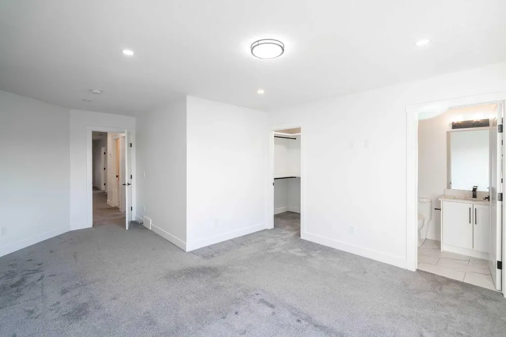 123 Saddlecrest Grove NE Calgary AB T3J 2K3