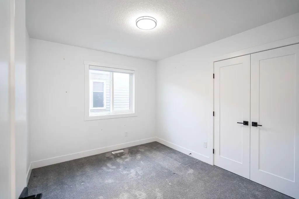 123 Saddlecrest Grove NE Calgary AB T3J 2K3