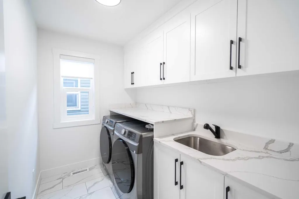 123 Saddlecrest Grove NE Calgary AB T3J 2K3