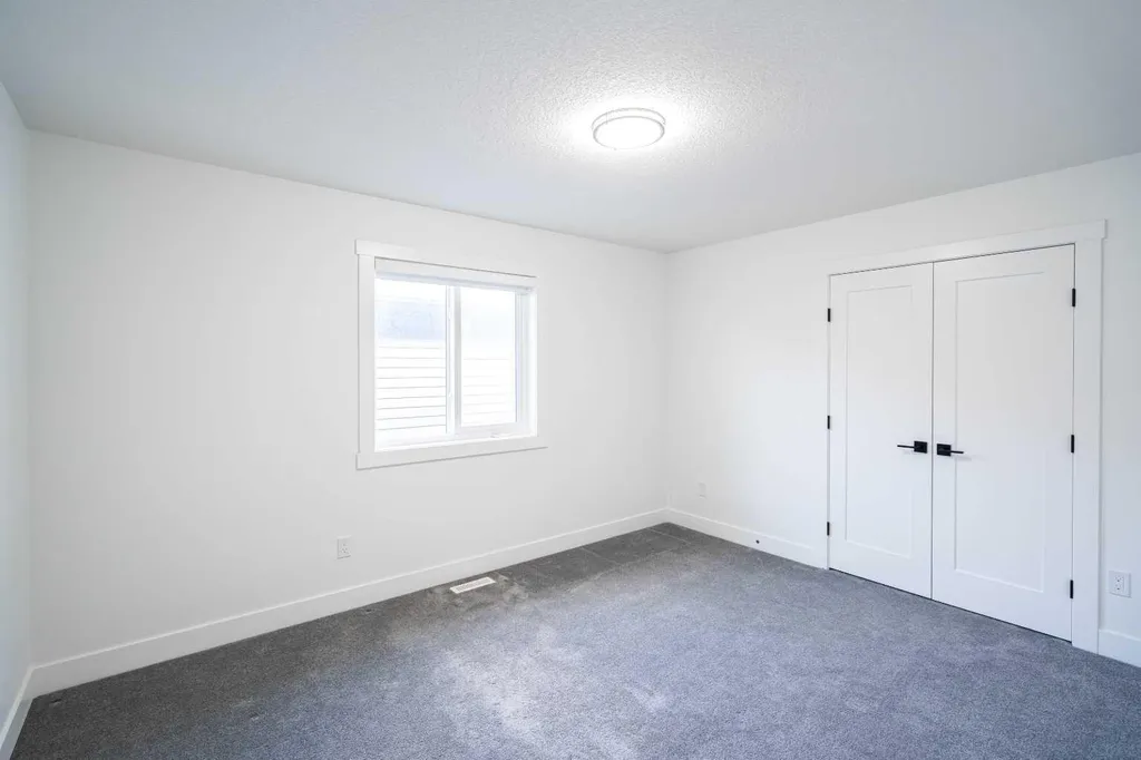 123 Saddlecrest Grove NE Calgary AB T3J 2K3