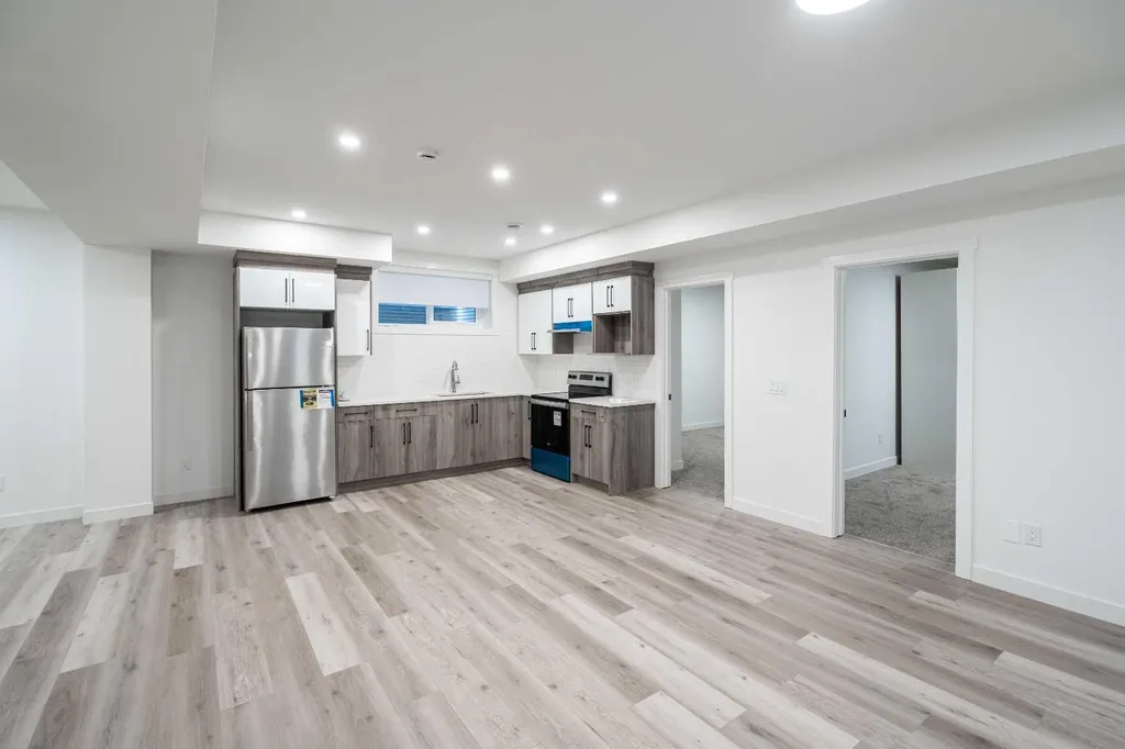 123 Saddlecrest Grove NE Calgary AB T3J 2K3