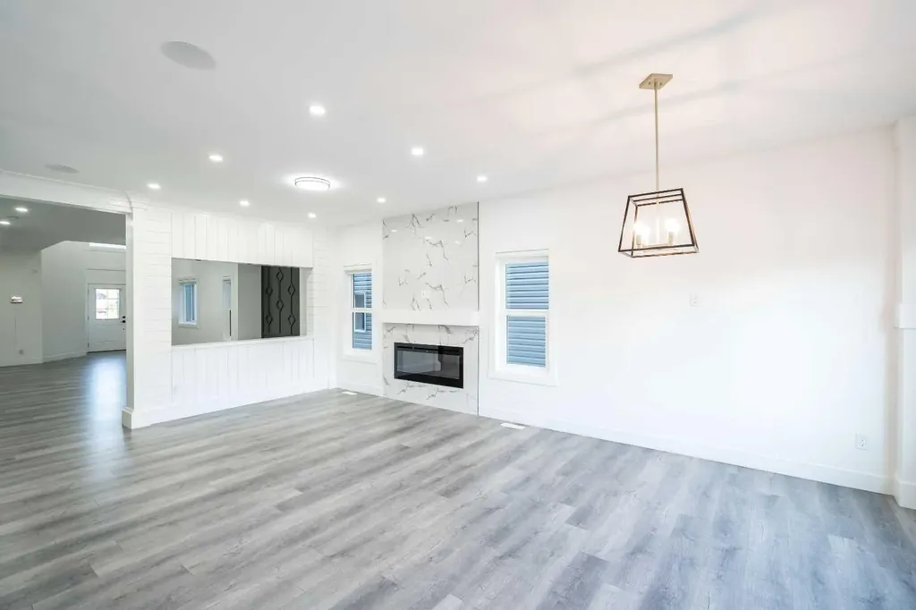 123 Saddlecrest Grove NE Calgary AB T3J 2K3