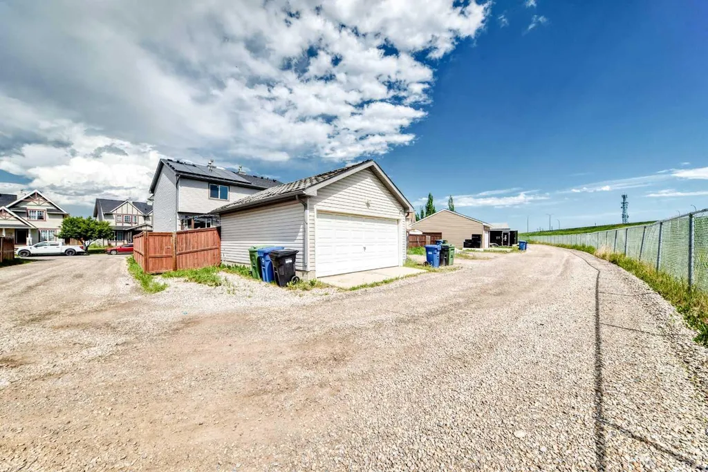 294 Elgin View SE Calgary AB T2Z 4N6