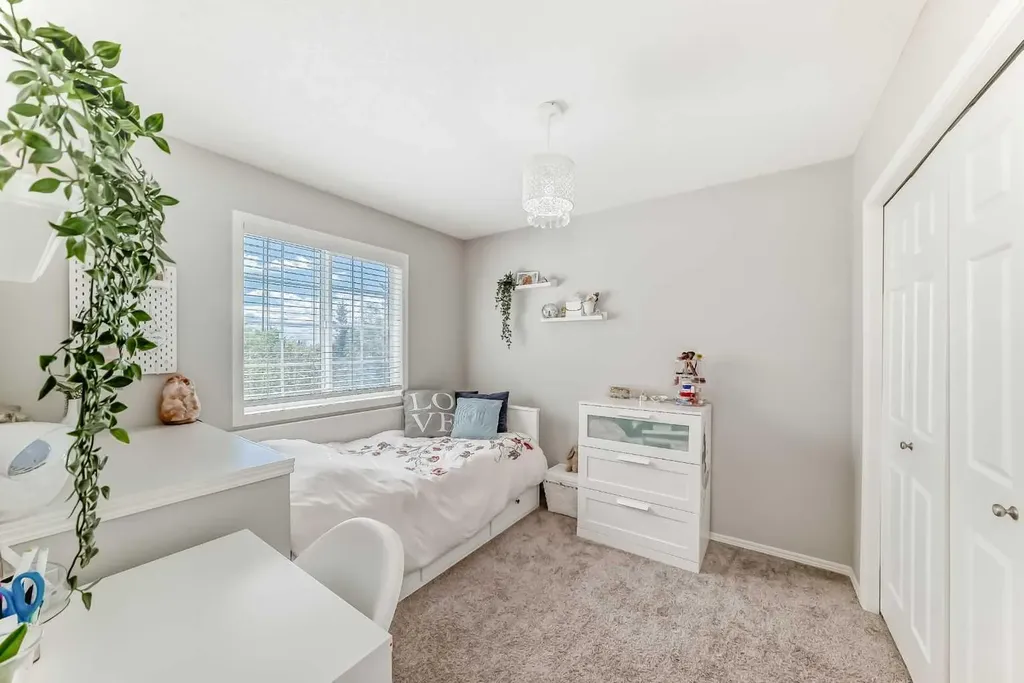 78 Arbour Butte Road NW Calgary AB T3G 4L9