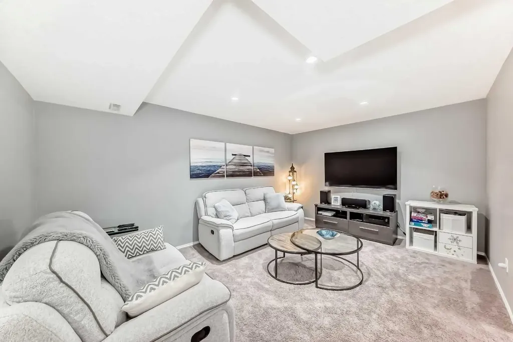 78 Arbour Butte Road NW Calgary AB T3G 4L9