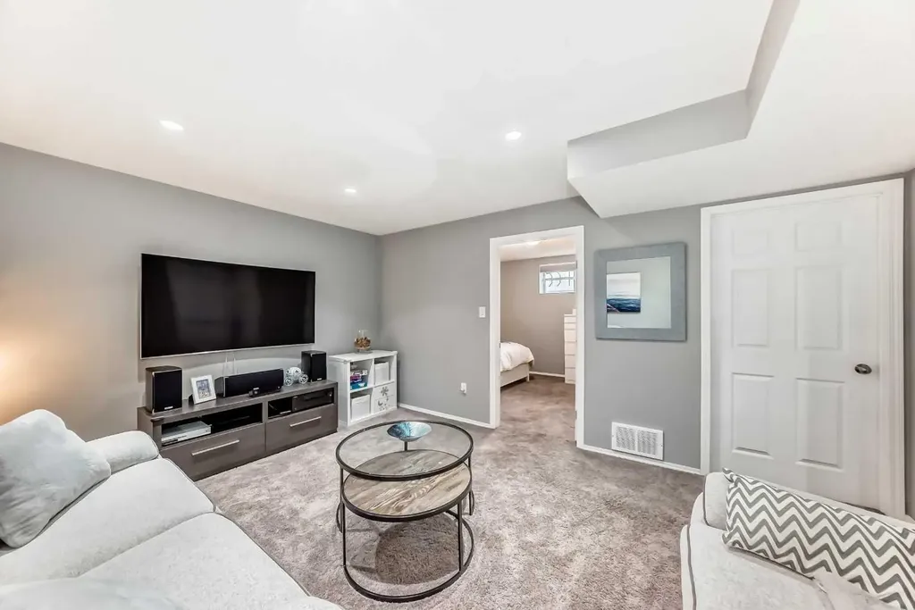 78 Arbour Butte Road NW Calgary AB T3G 4L9