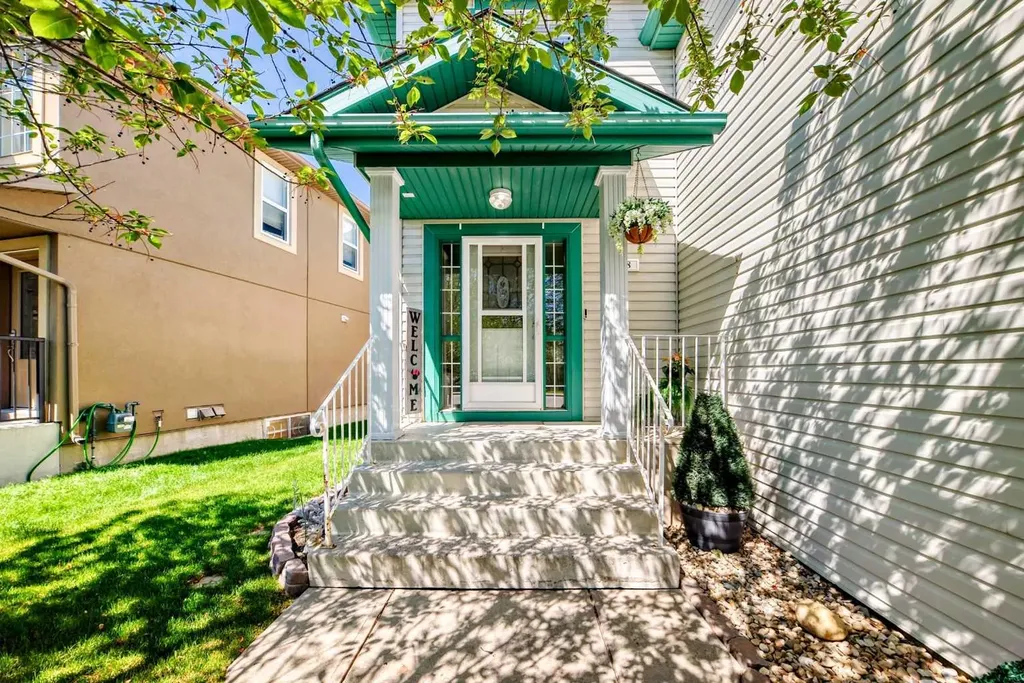 78 Arbour Butte Road NW Calgary AB T3G 4L9