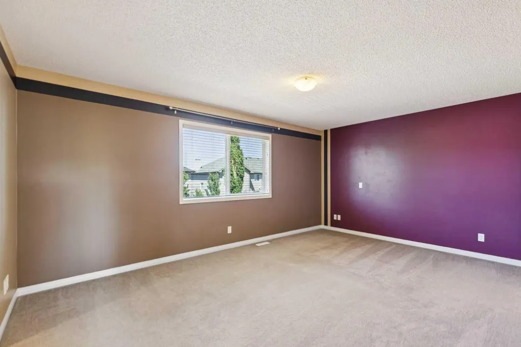 225 West Lakeview Drive Chestermere AB T1X1S1
