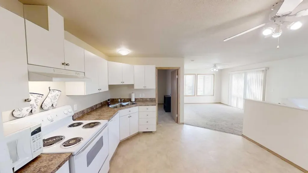 10120 104 Avenue Grande Prairie AB T8V 1E7
