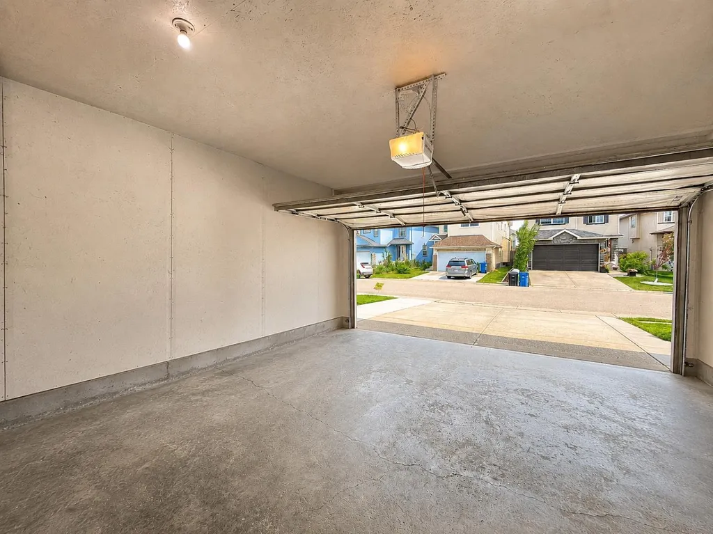 136 Saddlecreek Terrace NE Calgary AB T3J4A6
