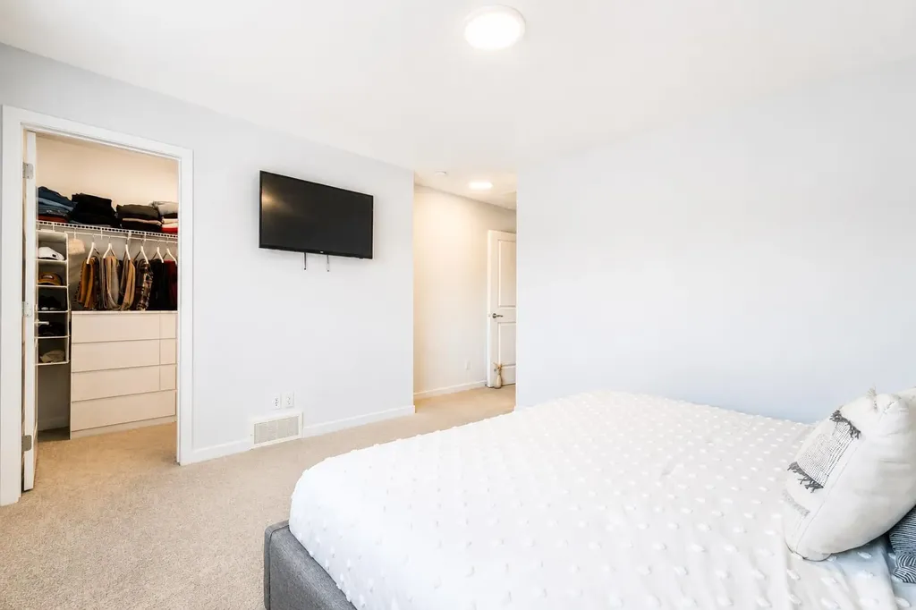 229 Masters Row SE Calgary AB T3M 2R8