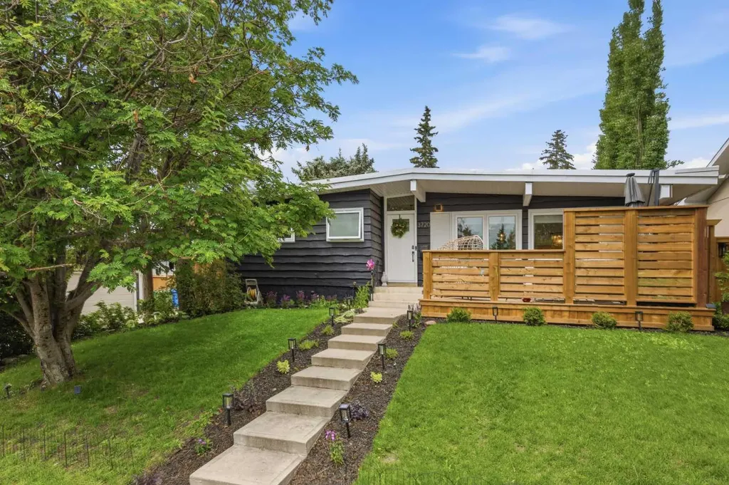 3720 58 Avenue SW Calgary AB T3E 5H6