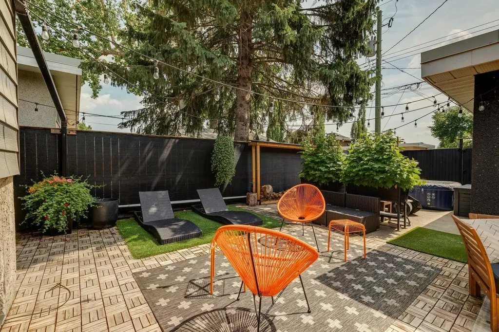 735 53 Avenue SW Calgary AB T2V 0C4