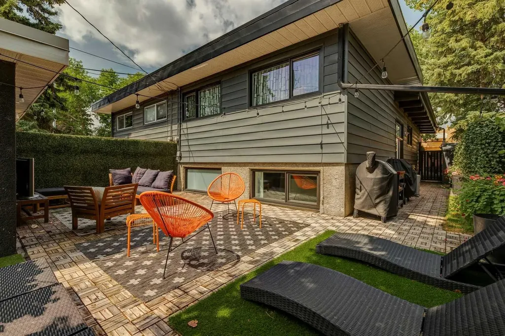 735 53 Avenue SW Calgary AB T2V 0C4